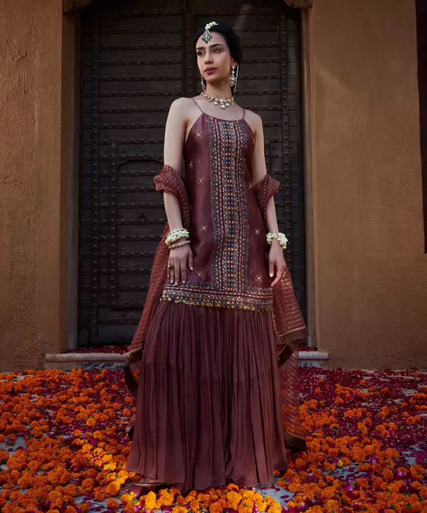 sharara v/s gharara
