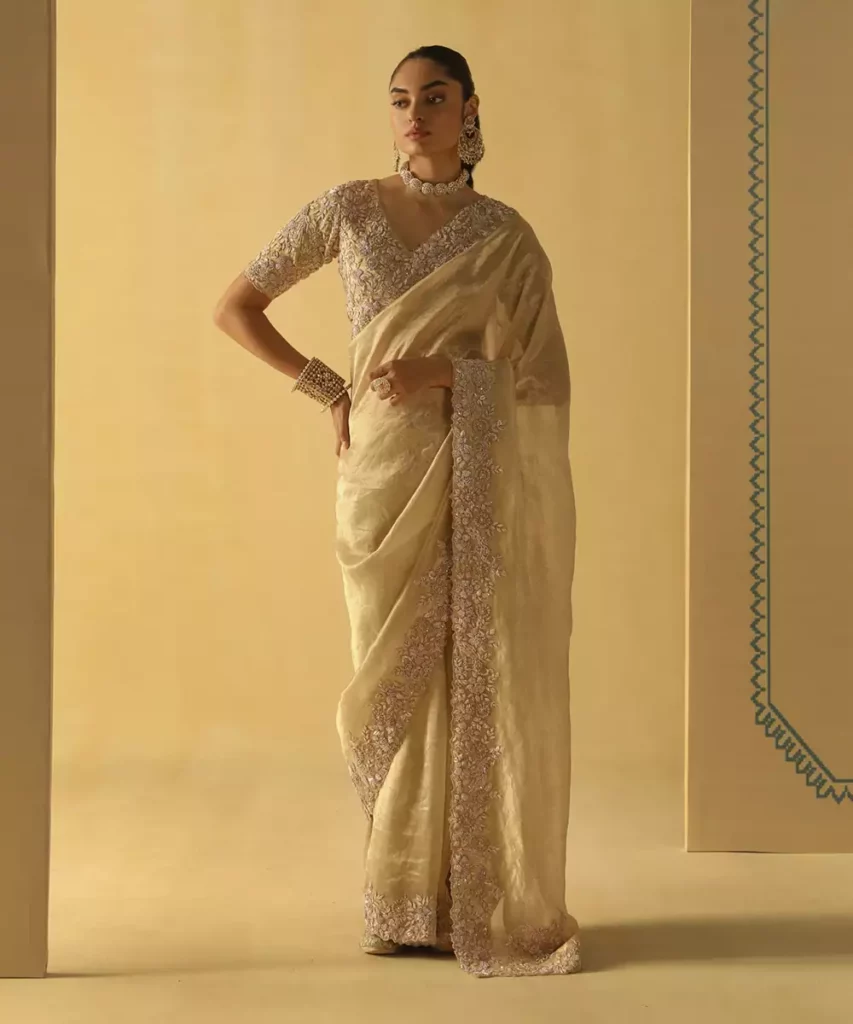 Best Monsoon Wedding Outfit Ideas