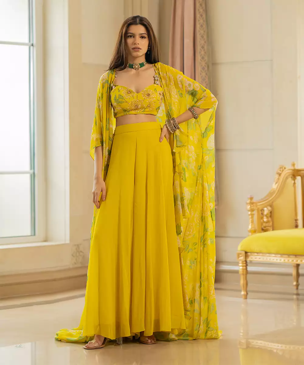 Monsoon Wedding Outfit Ideas