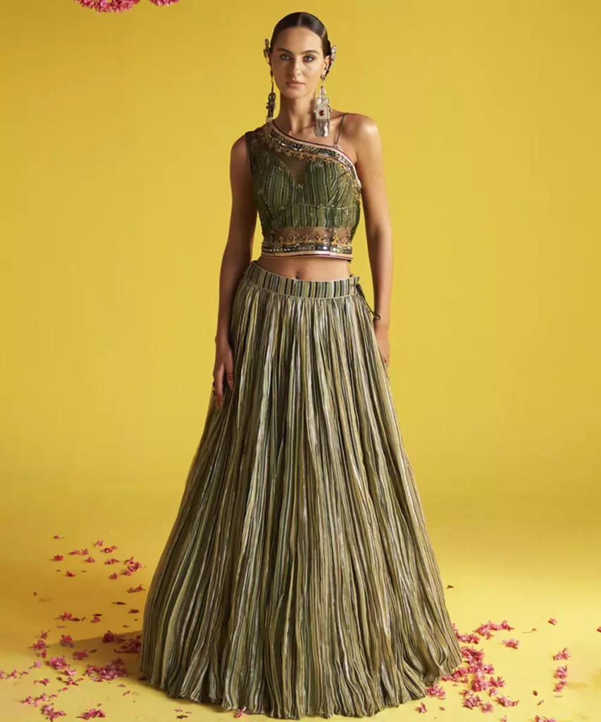 Best Outfit to Wear on Rakhi